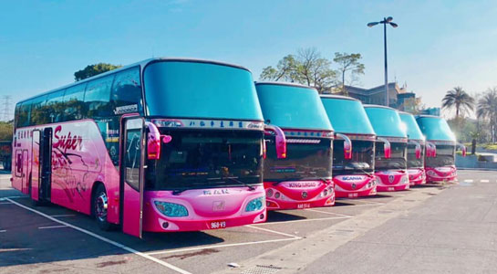 Scania三排椅遊覽車